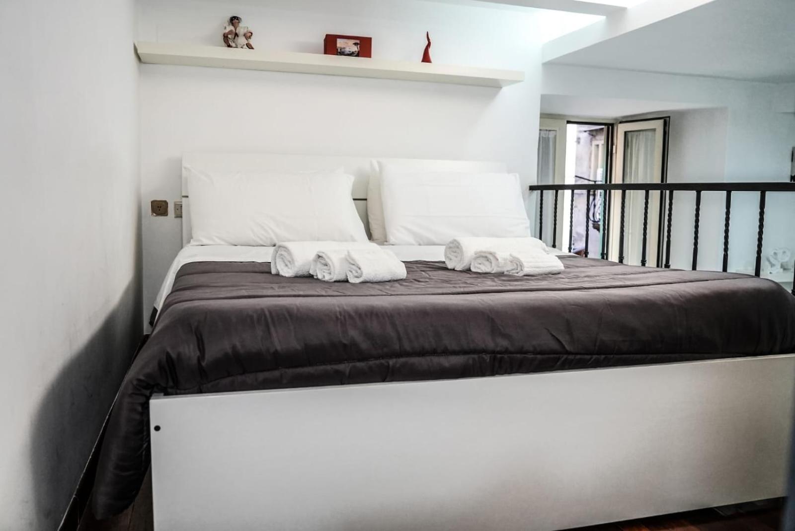 Casa Vacanza La Spagnola Neapel Exteriör bild